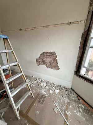 Interior Demo — photo 1