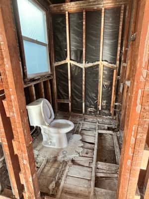 Interior Demo — photo 3